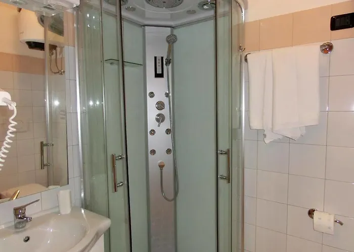 Affittacamere Reale House 2*